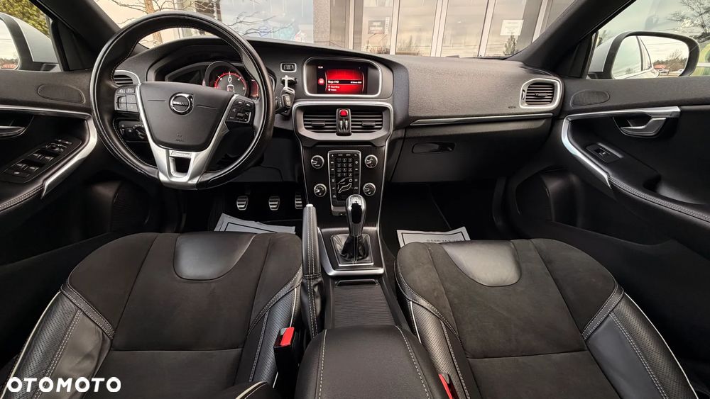 Volvo V40 D3 Linje You - 9