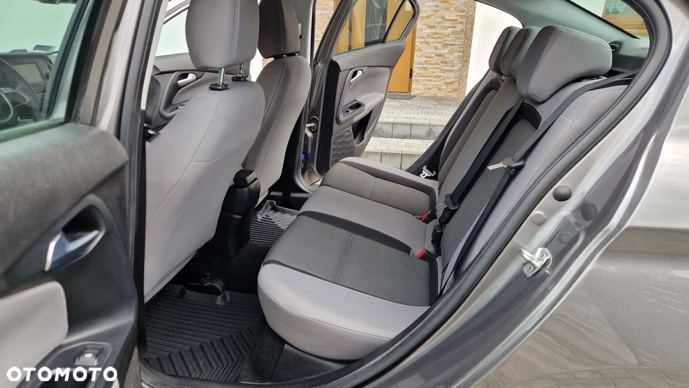 Fiat Tipo 1.4 16V Easy - 26
