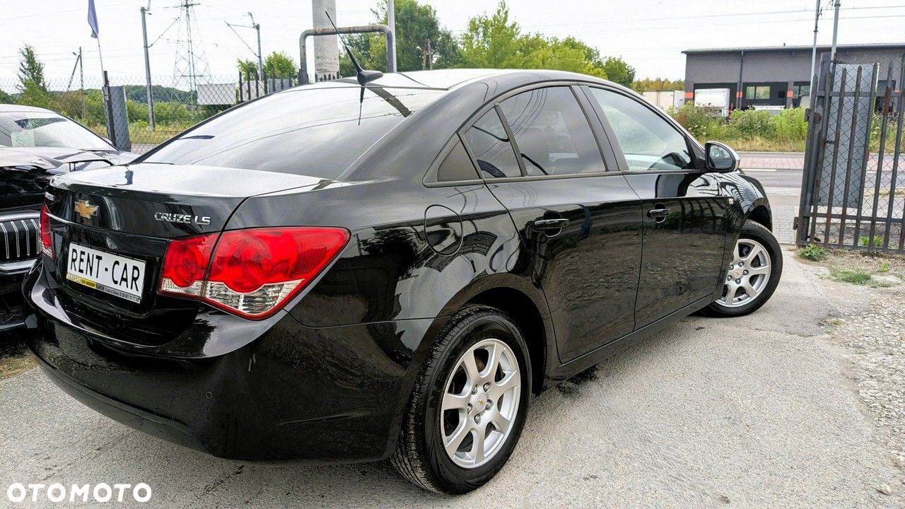 Chevrolet Cruze - 11