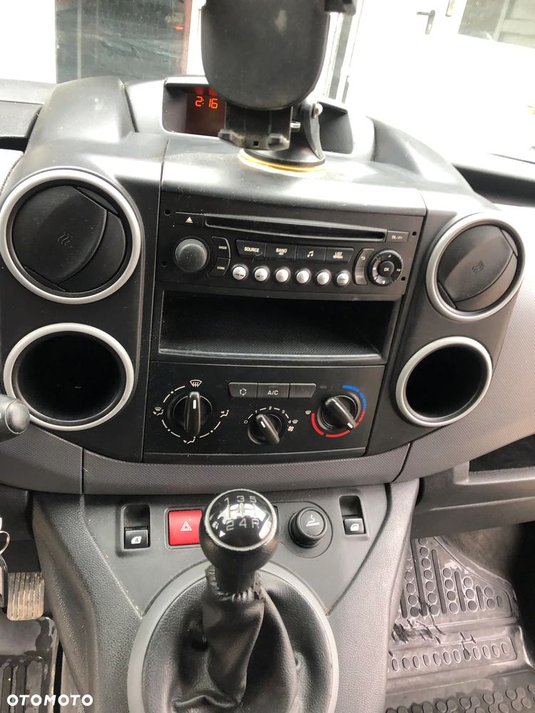 Peugeot Partner - 12