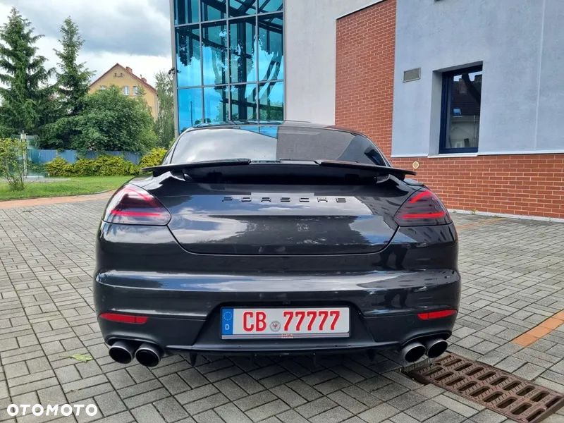 Porsche Panamera Turbo S Executive PDK - 18