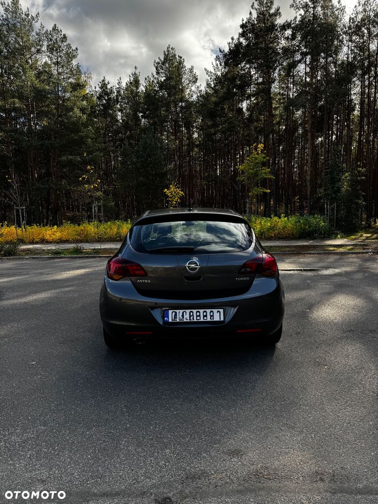 Opel Astra 1.4 T Cosmo - 6
