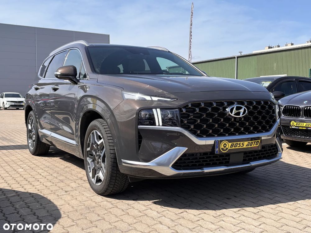 Hyundai Santa Fe - 3