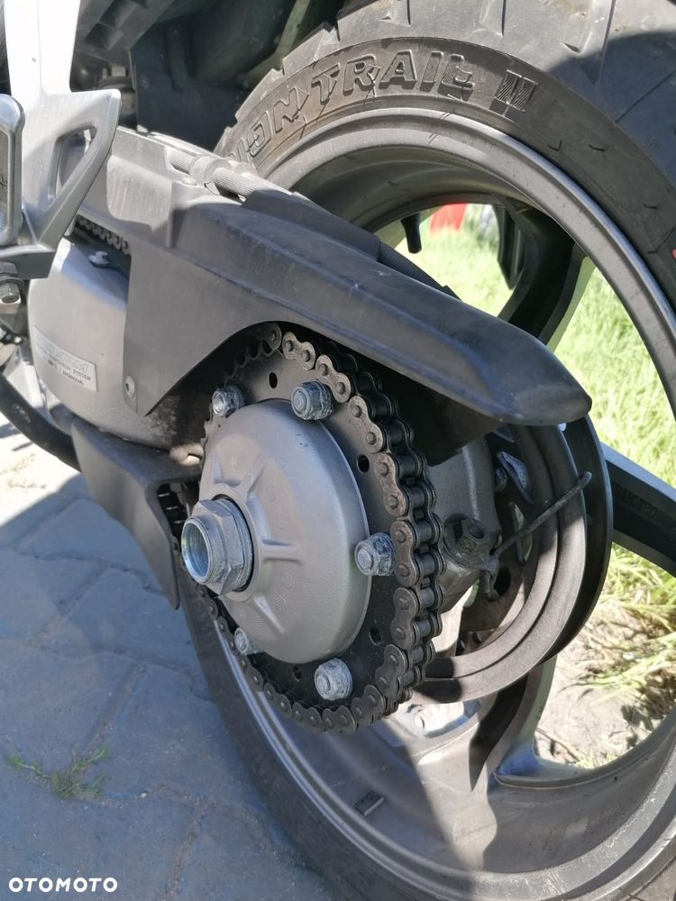 Honda VFR - 10