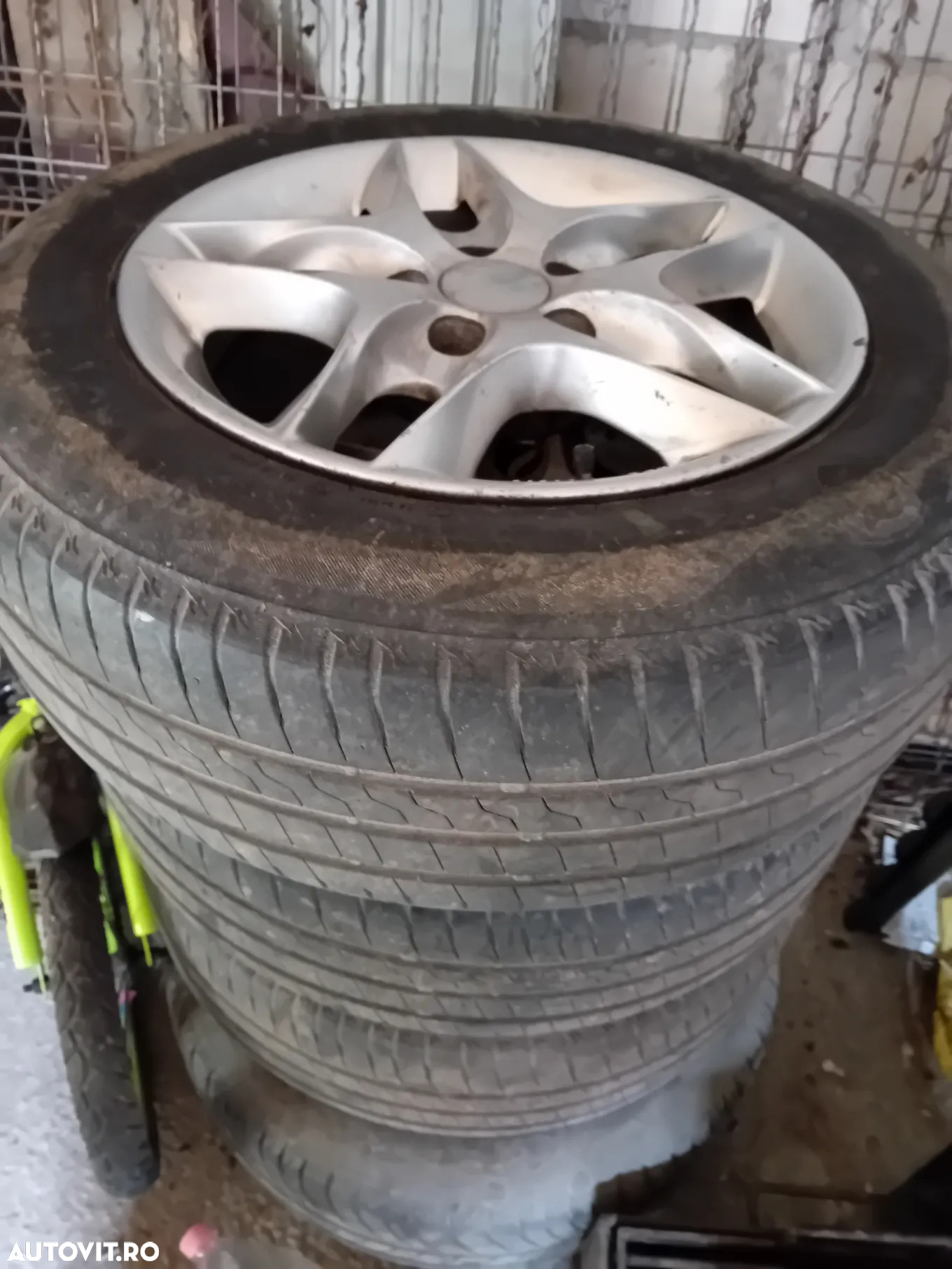Ford Focus 1.6 TDCi DPF Titanium - 16