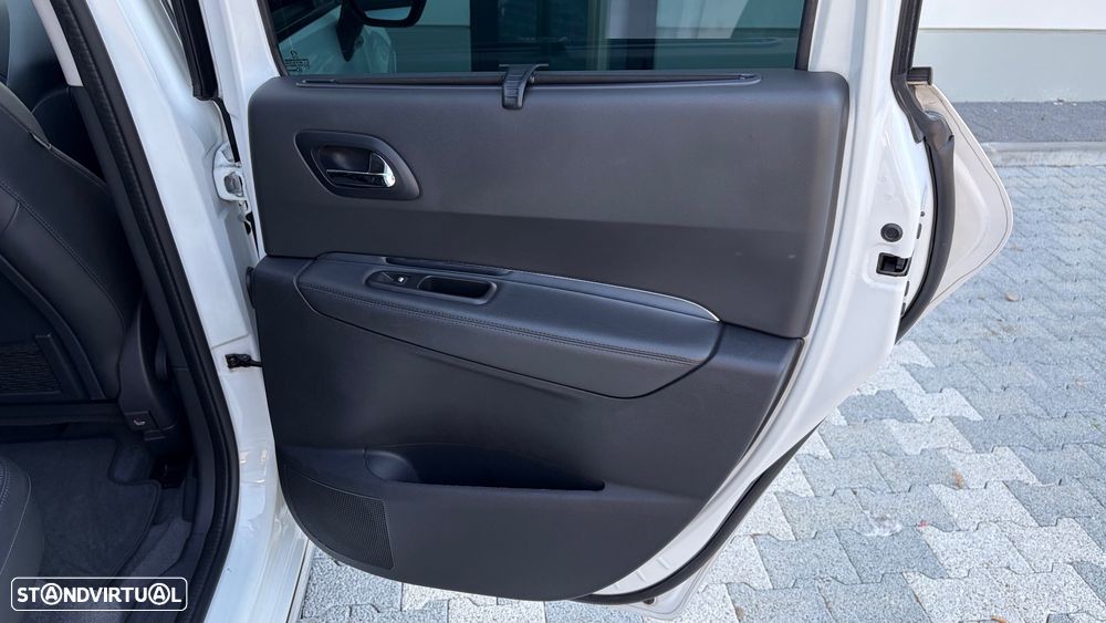 Peugeot 3008 HDi 160 Auto Active - 21