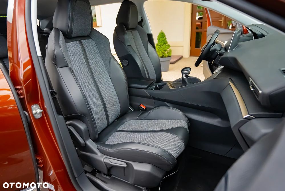 Peugeot 3008 BlueHDi 120 Stop & Start Allure - 28