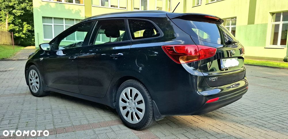 Kia Ceed 1.6 GDI ISG Dream-Team Edition - 3