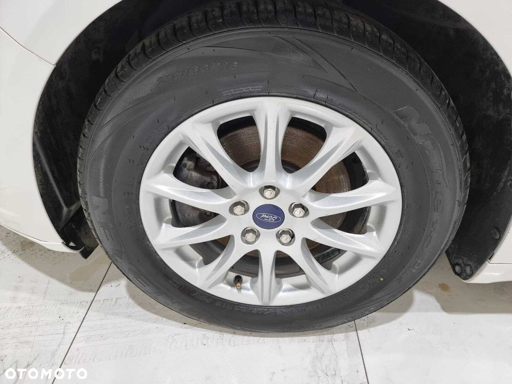 Ford Mondeo - 22
