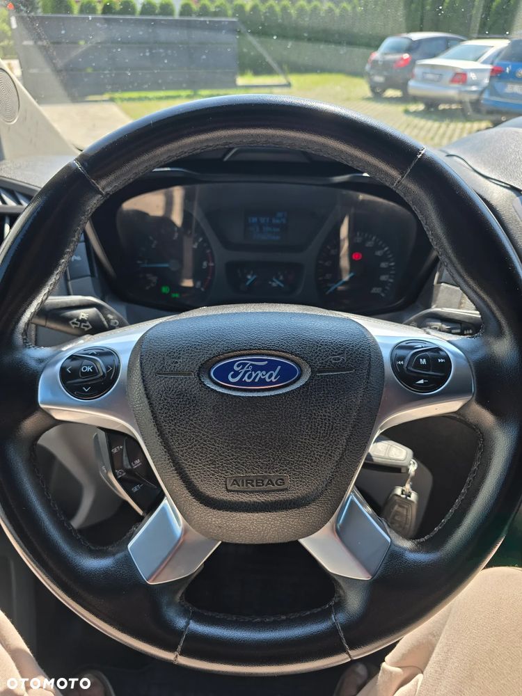 Ford Transit - 19