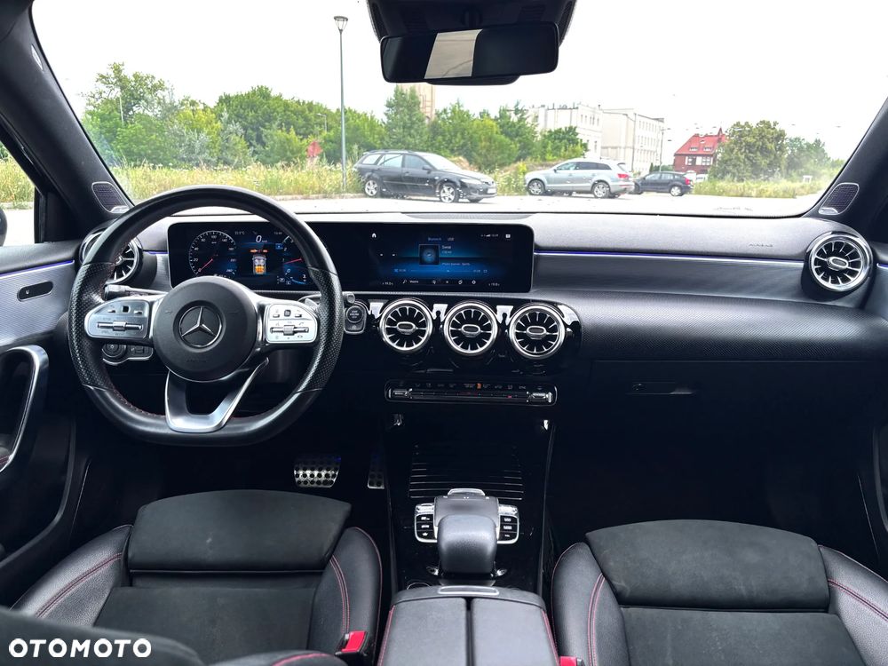 Mercedes-Benz Klasa A 200 AMG Line 7G-DCT - 10