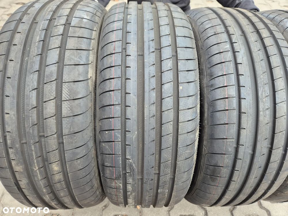 4x 235/45R19 Goodyear Asymmetric 5 - 2