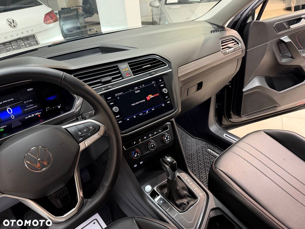 Volkswagen Tiguan - 28