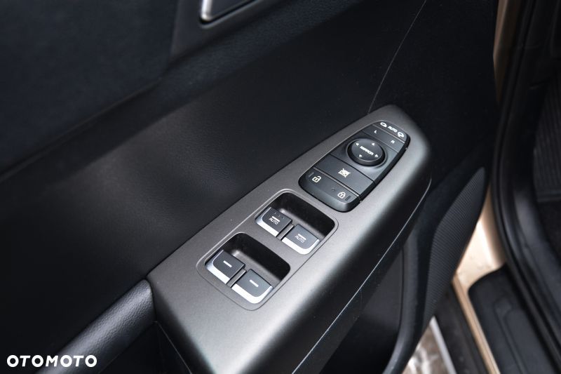 Kia Sportage 1.6 T-GDI L 2WD - 17