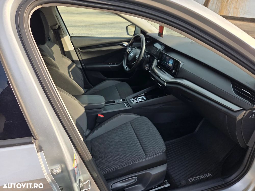 Skoda Octavia 2.0 TDI DSG Style - 15