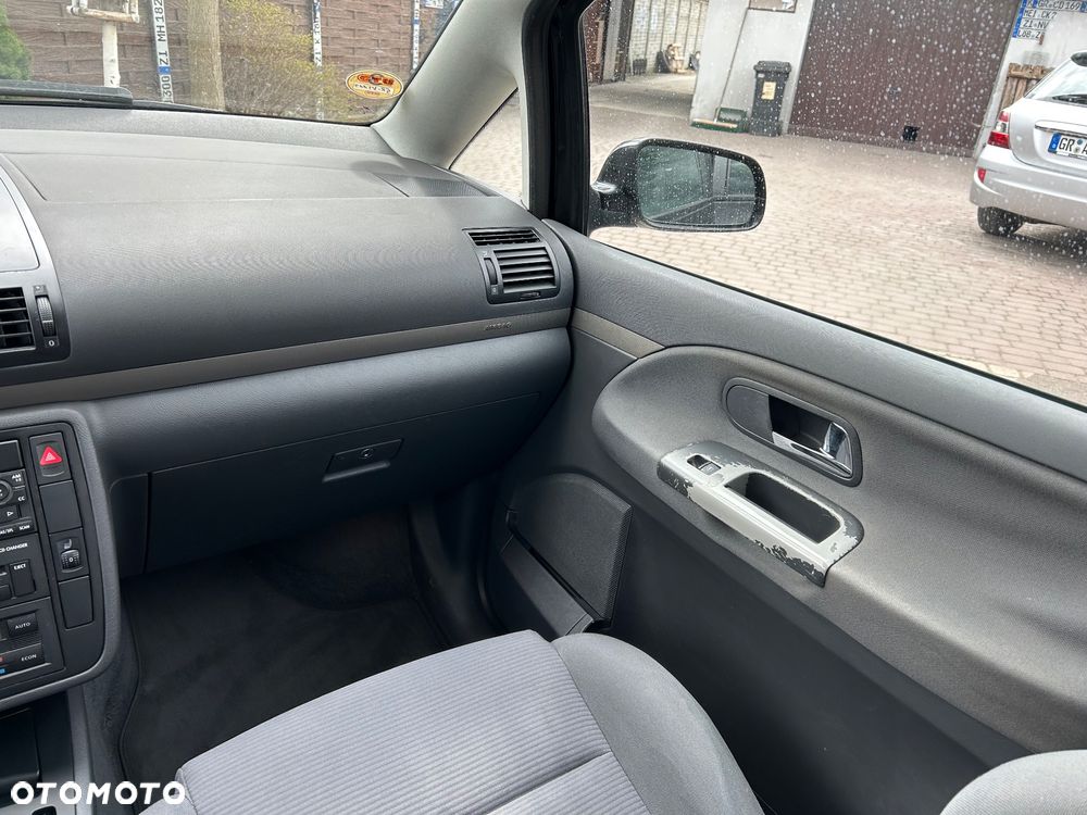 Volkswagen Sharan 1.9 TDI Family - 29