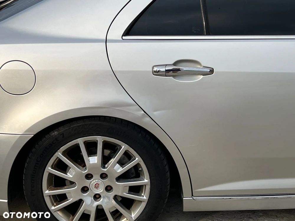 Cadillac STS - 22