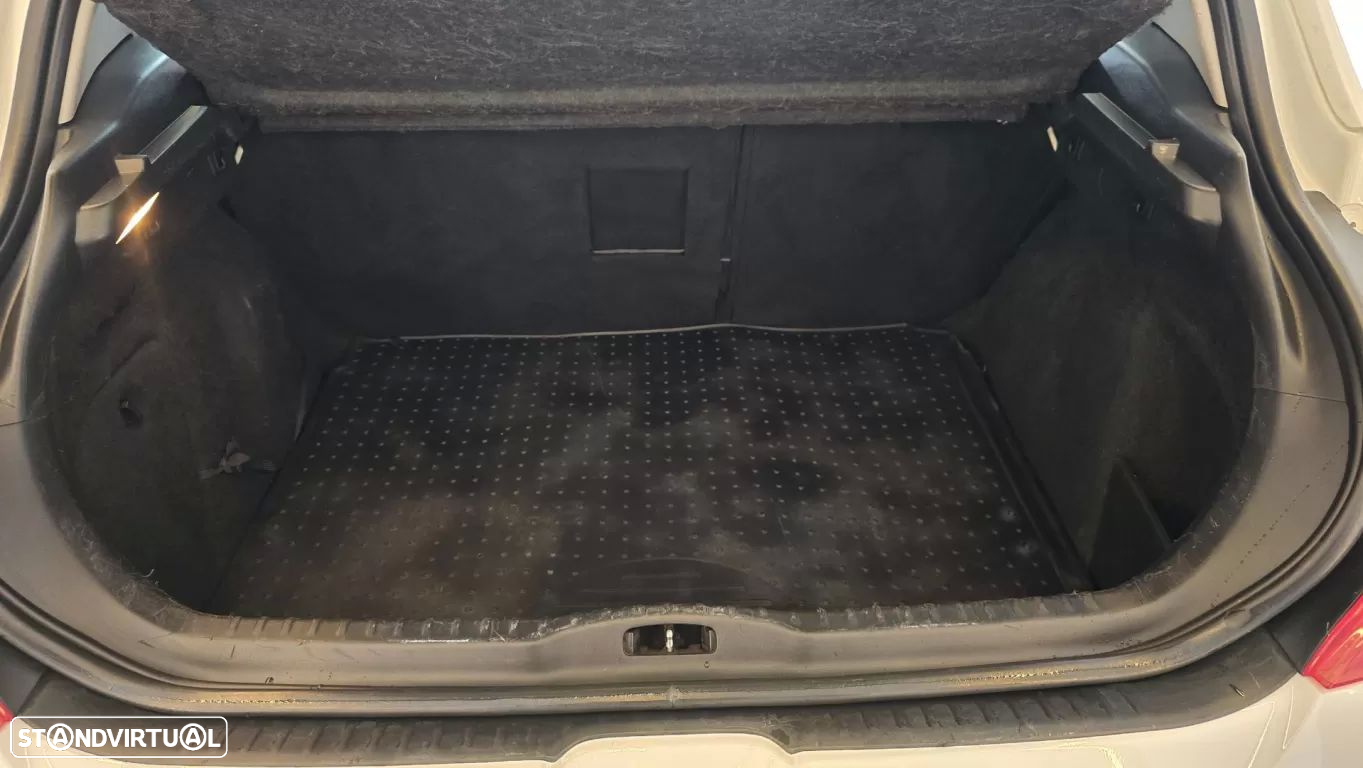 Peugeot 308 1.6 THP 16V GTi CVM6 - 21