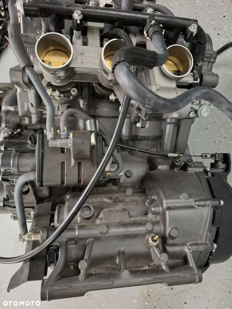 Yamaha MT09 SP silnik engine - 4