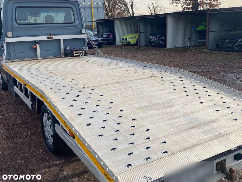 Mercedes-Benz Sprinter 319CDI V6 - 12