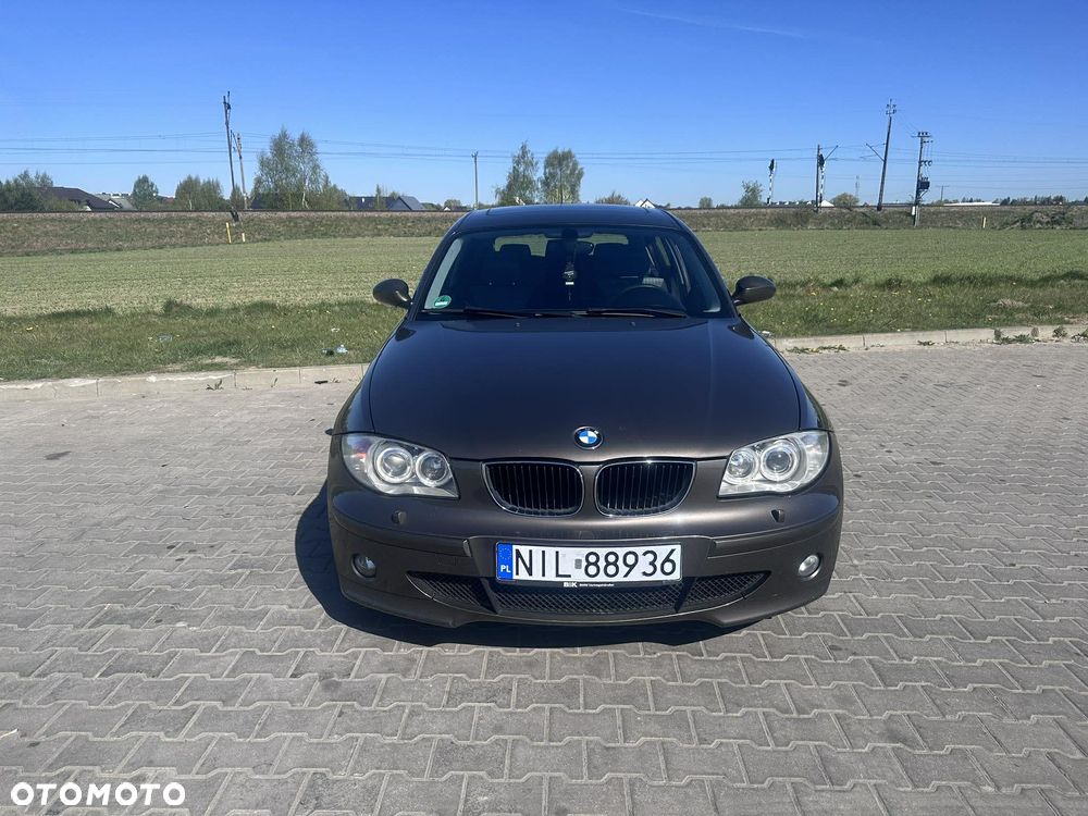 BMW Seria 1 120i - 5