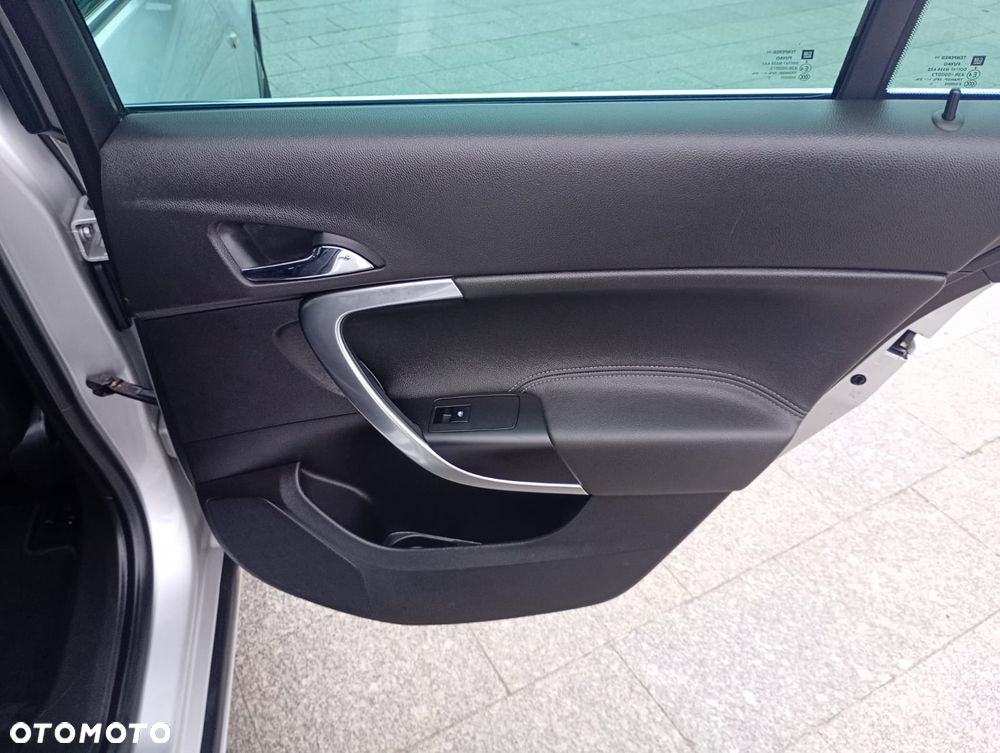 Opel Insignia 2.0 CDTI EcoFLEX Cosmo - 30