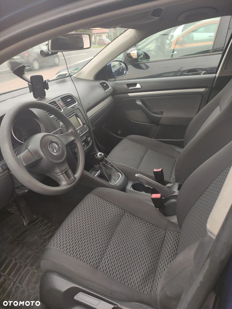 Volkswagen Golf - 8