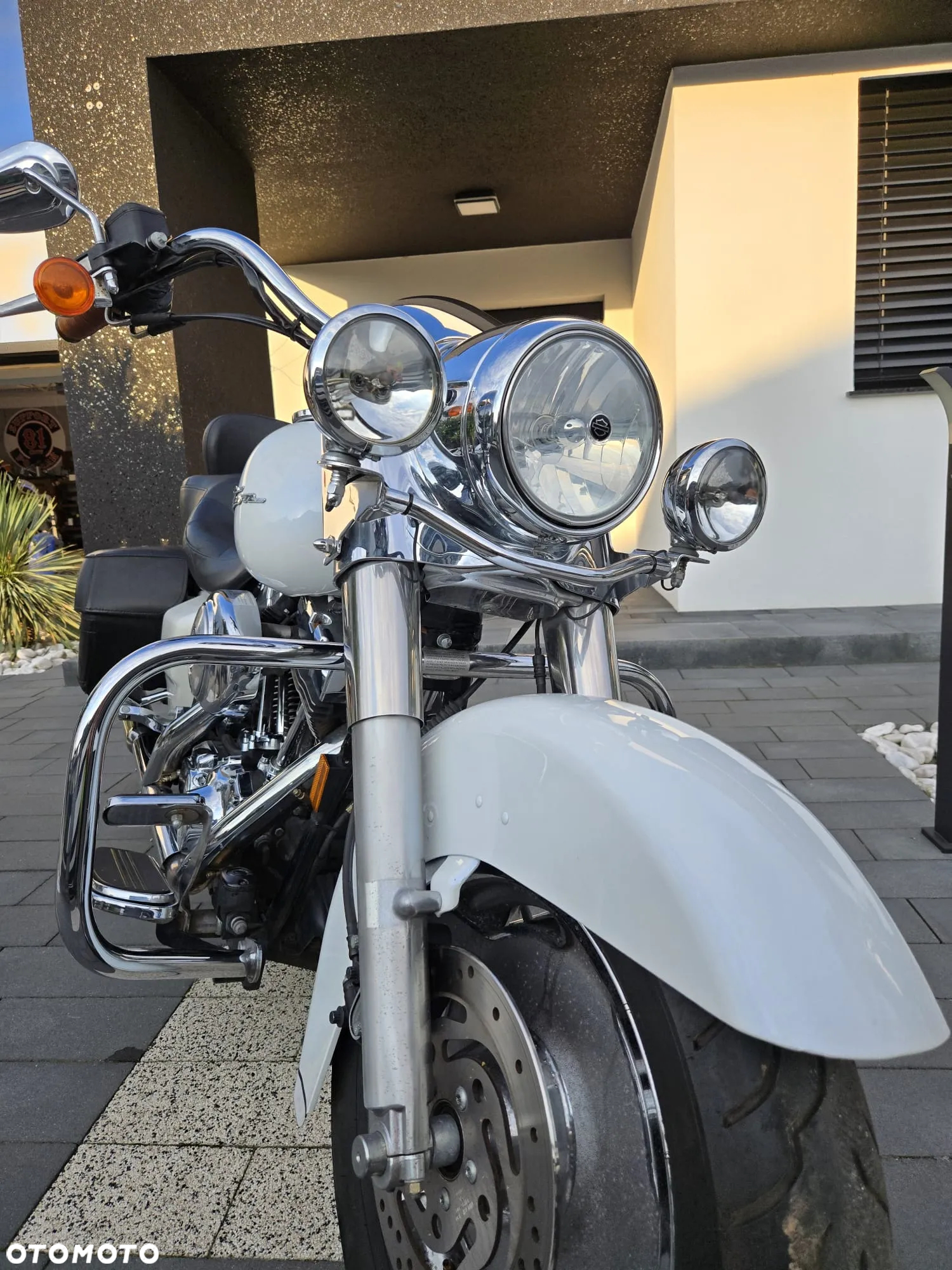 Harley-Davidson Touring Road King - 12