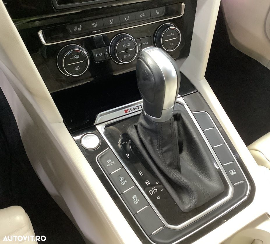 Volkswagen Passat - 16