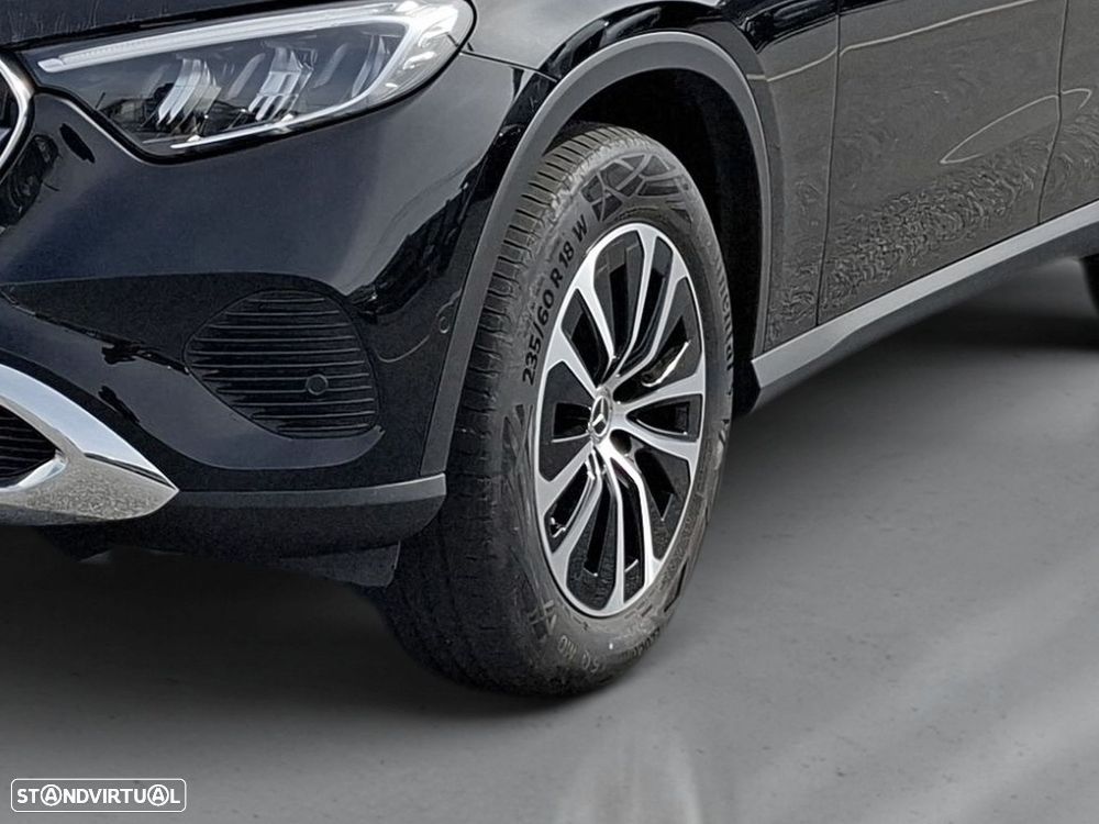 Mercedes-Benz GLC 220 d 4Matic — fotografia 4