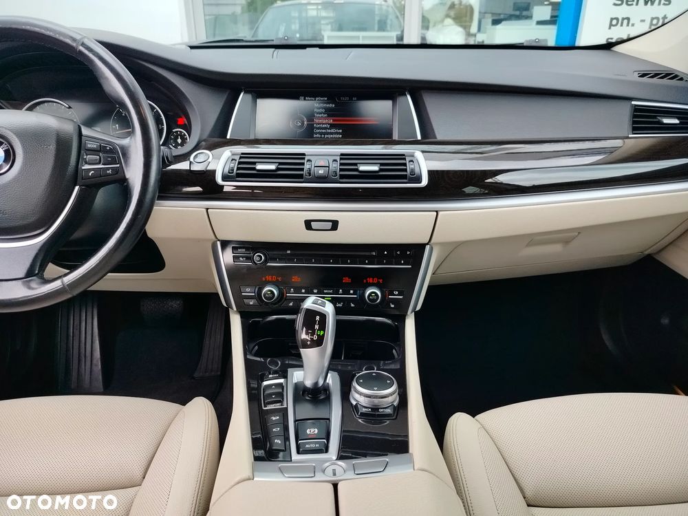 BMW Seria 5 535d xDrive Luxury Line - 15