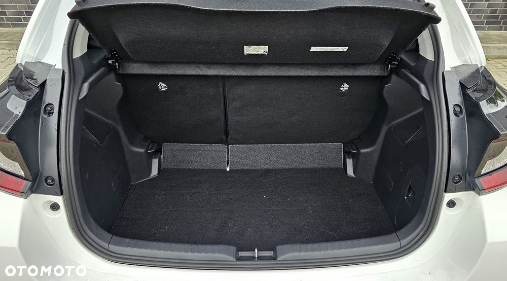 Toyota Yaris Hybrid 1.5 Comfort - 12