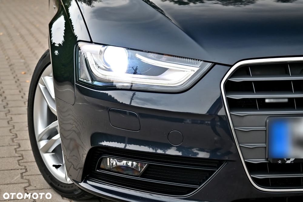 Audi A4 Avant 2.0 TDI DPF clean diesel quattro S line Sportpaket - 8
