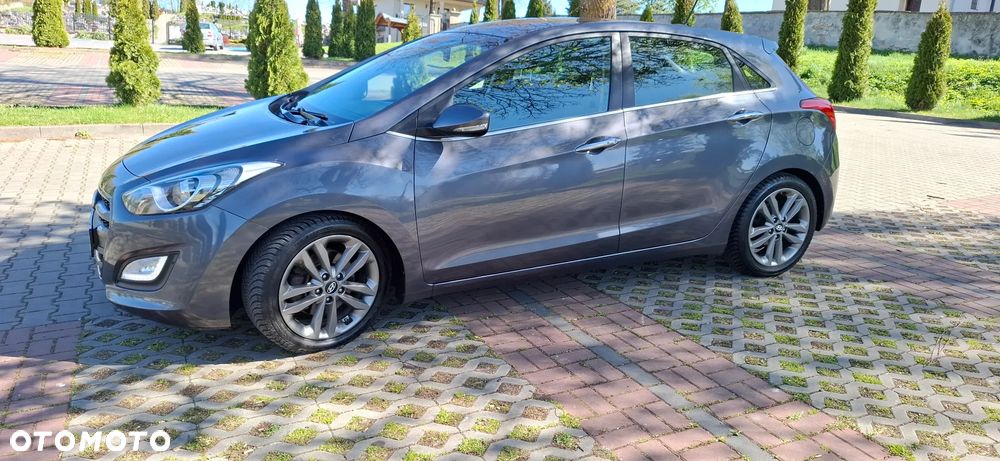 Hyundai i30 1.6 CRDI Intro Edition - 2