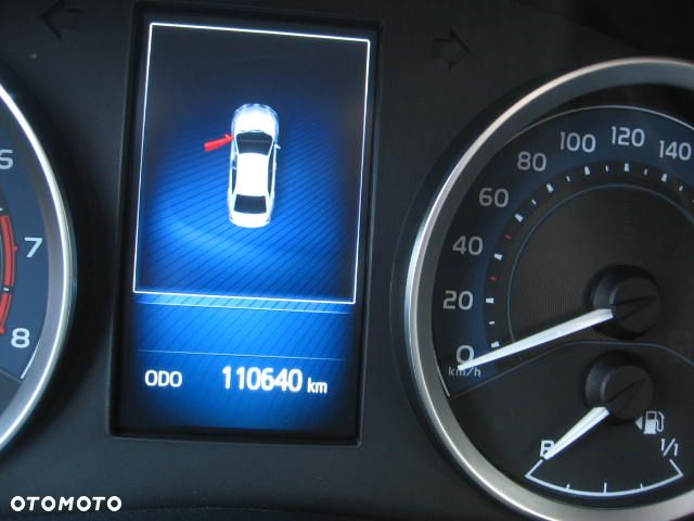 Toyota Corolla 1.6 Premium - 13