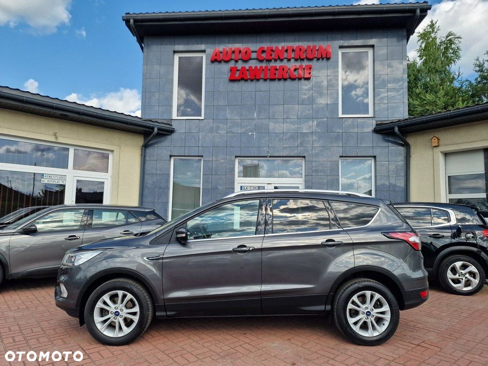 Ford Kuga 1.5 EcoBoost 2x4 Titanium - 6