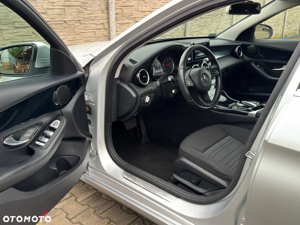 Mercedes-Benz Klasa C 200 (BlueTEC) d 7G-TRONIC - 11