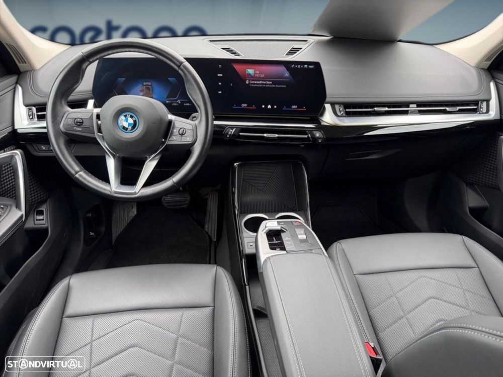 BMW iX1 eDrive20 xLine - 11