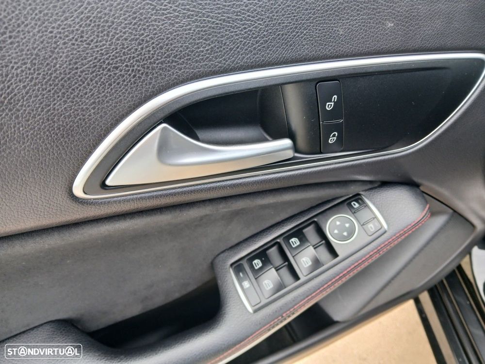 Mercedes-Benz CLA 180 d Shooting Brake AMG Line Aut. - 21