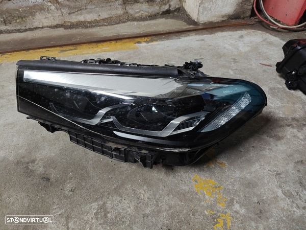 R Farol Esquerdo Otica Esquerda Bmw 5 (G30, F90)