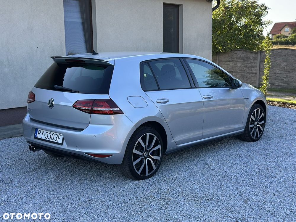 Volkswagen Golf 1.4 GTE Plug-In-Hybrid DSG - 4