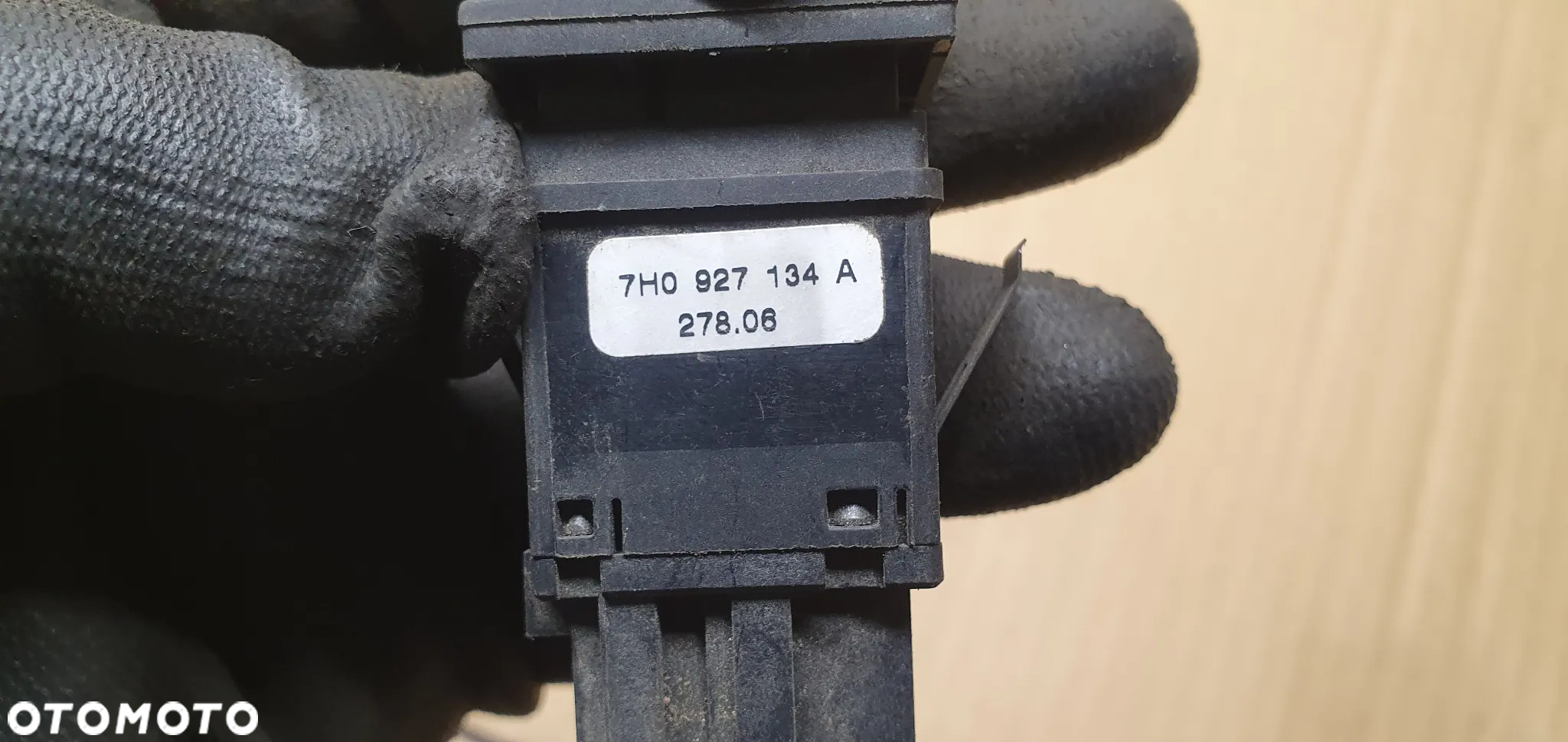 Przełącznik włącznik ESP VW Transporter T5 7H0927134A - 5