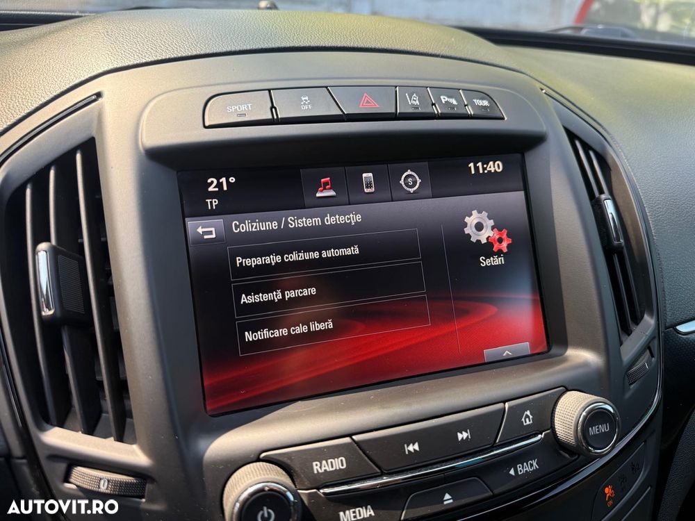 Opel Insignia - 15