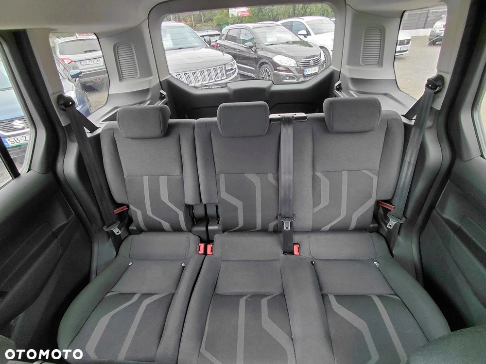 Ford Tourneo Connect - 20