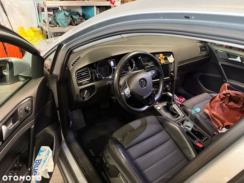 Volkswagen Golf 1.4 TSI BMT Highline DSG - 11