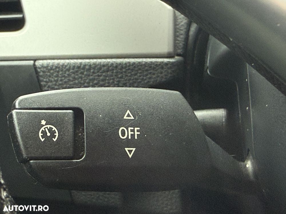 BMW Seria 3 318d - 18