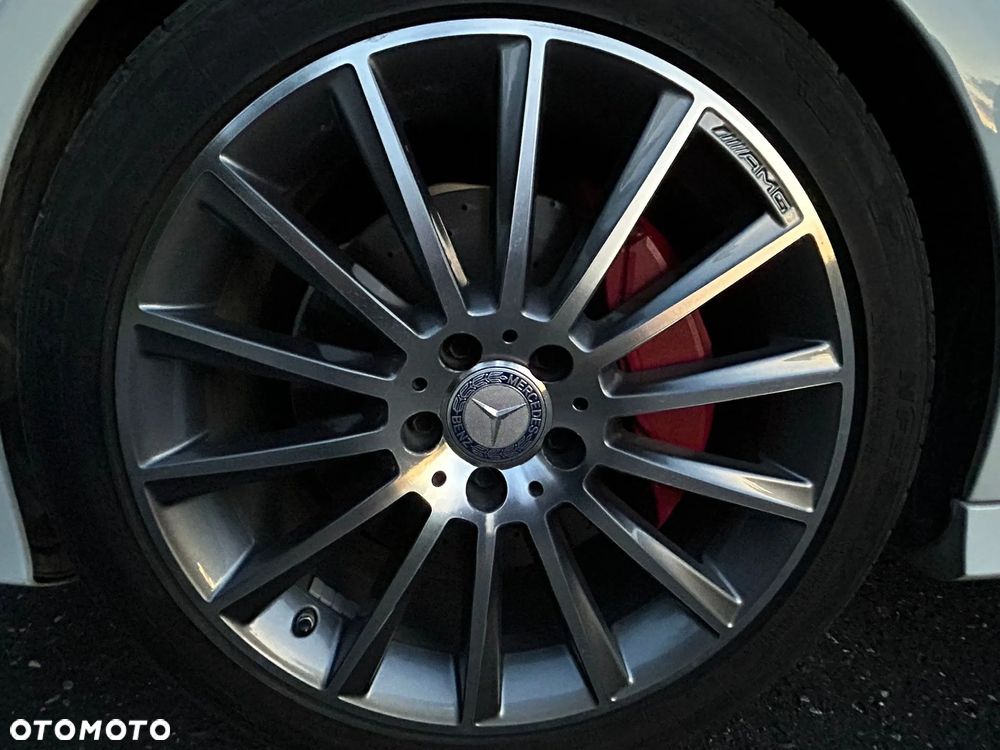 Mercedes-Benz Klasa C 300 Coupe 7G-TRONIC AMG Line - 12