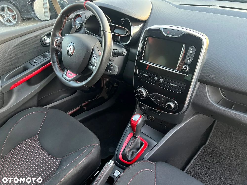 Renault Clio - 17