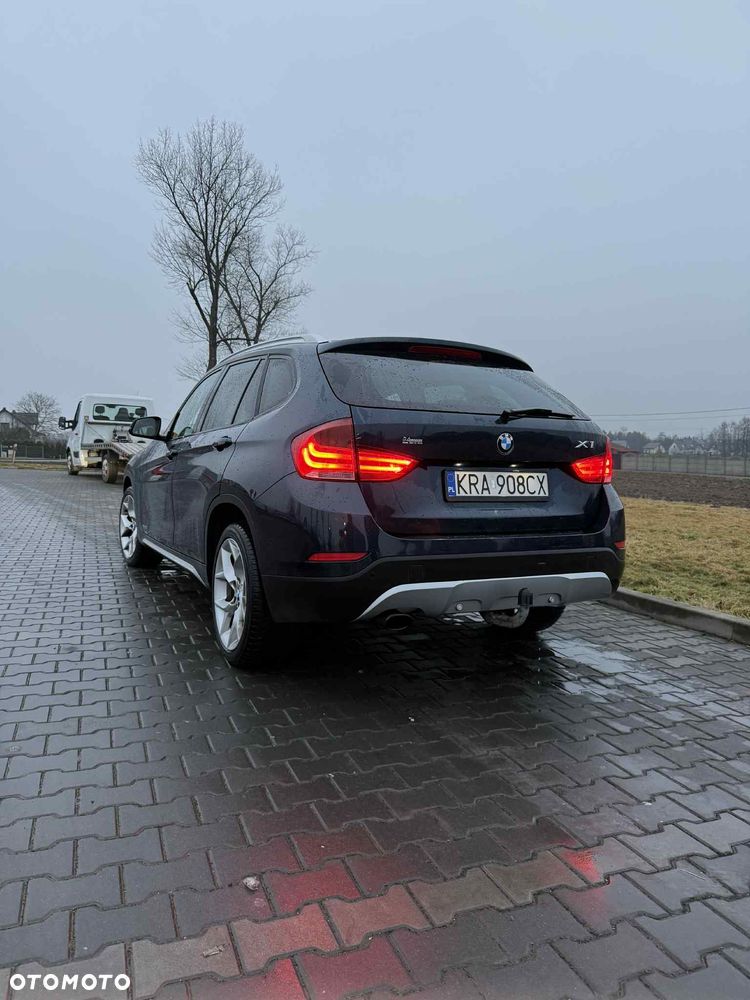 BMW X1 xDrive20d Sport Line - 11
