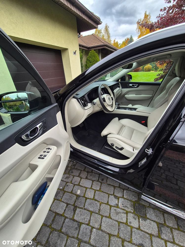 Volvo XC 60 T5 AWD Inscription - 5